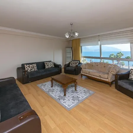 Cardak Duplex Sea View 아파트 말마리스