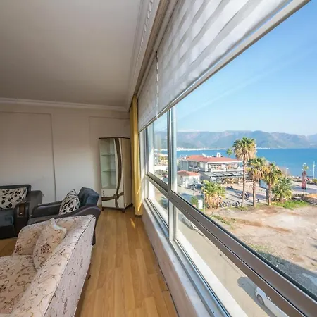 Cardak Duplex Sea View 아파트
